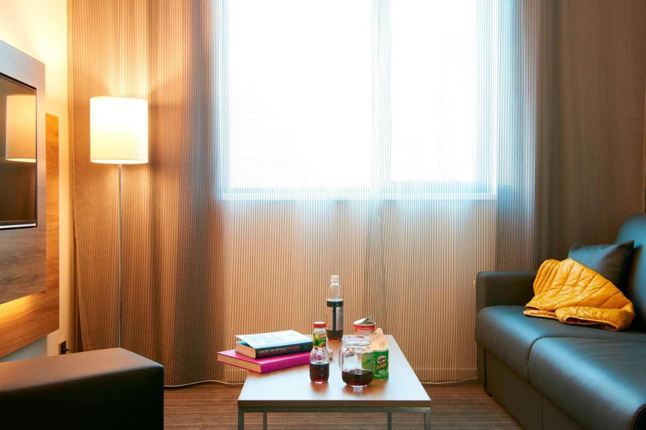 Hotel Moxy Berlin Ostbahnhof Extérieur photo